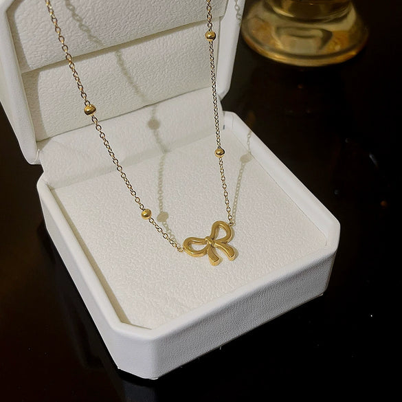 Wholesale Titanium Steel Women's Light Luxury Geometric Bow Necklace With Electroplating