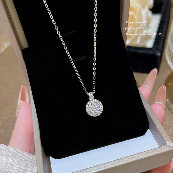 Wholesale Titanium Steel Women's Light Luxury Geometric Pendant Necklace With Electroplating And Mixed Gemstone Setting And Cross Chain