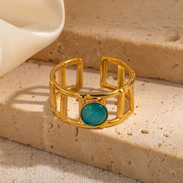 Wholesale Titanium Steel Women's Ring Geometric Style With Diamond And U Shape Pattern Electroplated