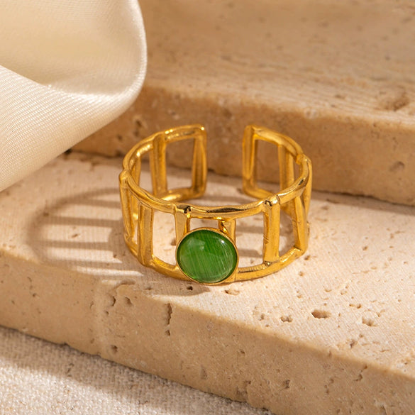 Wholesale Titanium Steel Women's Ring Geometric Style With Diamond And U Shape Pattern Electroplated
