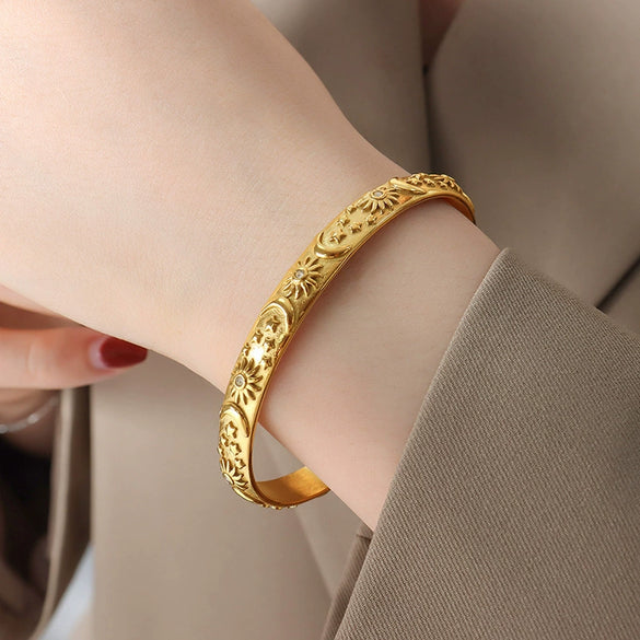 Wholesale 316L Stainless Steel Zircon Electroplating Personality Style Bracelet And Earrings Set