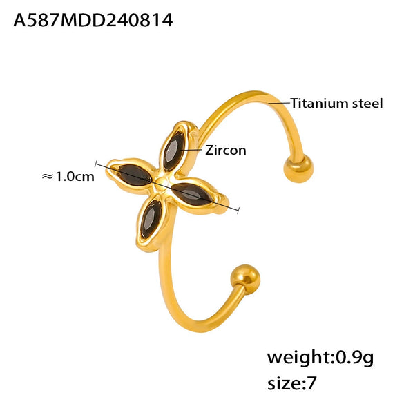 Wholesale 316L Stainless Steel Zircon Fourpetal Flower Pendant Collarbone Necklace For Women 18K Gold Plated