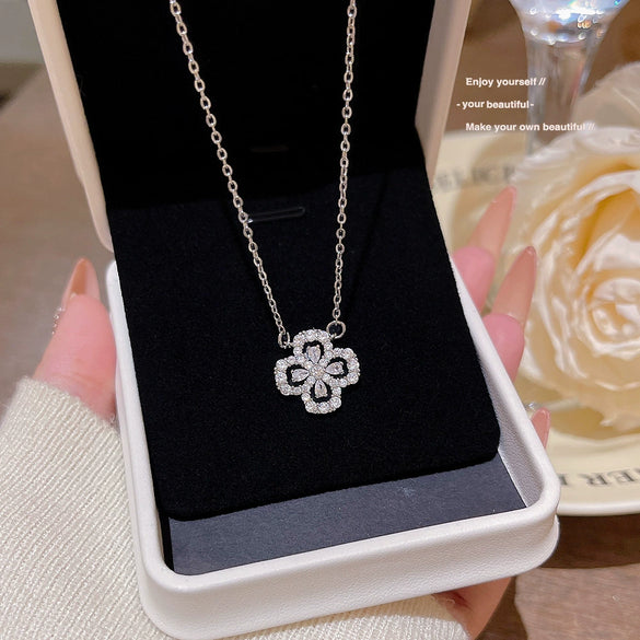 Wholesale Titanium Steel Zircon Necklace Light Luxury Niche Style Geometric Fourleaf Flower Pendant Mixed Gemstone Setting For Women