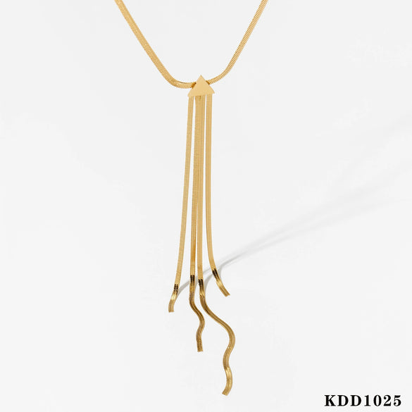 Wholesale Triangle Tassel Pendant Necklace In Stainless Steel With Geometric Design And Electroplating