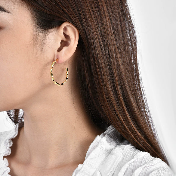 Wholesale Twist Round Wave Line C Shape Brass Gold Plated Electroplated Geometry Style Earrings For Women