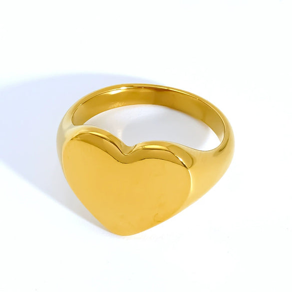 Wholesale Unisex Electroplated Titanium Steel Heart Ring Jewelry