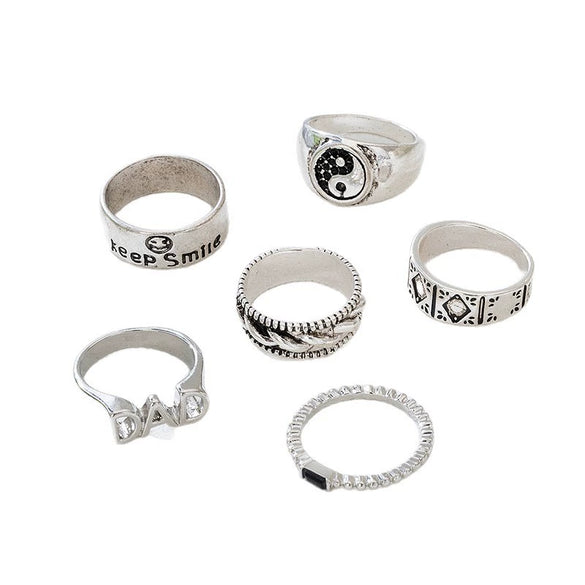 Wholesale Unisex Electroplated Zinc Alloy Rings With Geometric Eight Trigrams Poker And Heartshaped Designs