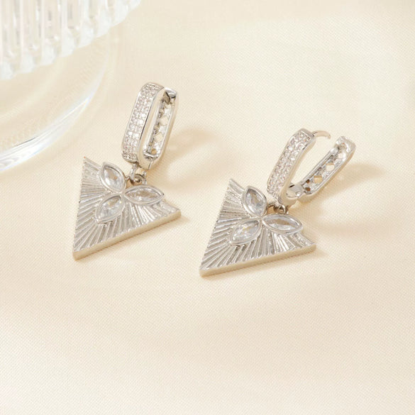 Wholesale Unisex Geometric Copper Earrings With Heart Shape And Rhombus Pattern
