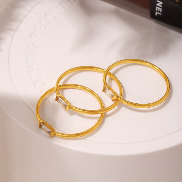 Wholesale Unisex Geometric Rectangular Inlaid Zircon Stainless Steel 18K Gold Plated Fine Ring