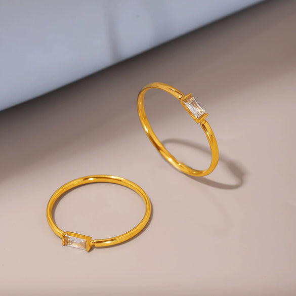 Wholesale Unisex Geometric Rectangular Inlaid Zircon Stainless Steel 18K Gold Plated Fine Ring