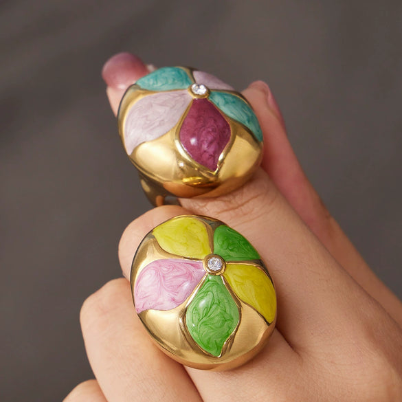 Wholesale Unisex Geometric Stainless Steel Electroplated Inlaid Zircon Floral Ring Light Luxury Style