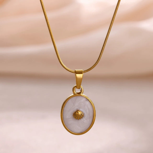 Wholesale Unisex Gold Electroplated Stainless Steel Scallop Inlaid Oval Cross Chain Necklace With White Enamel