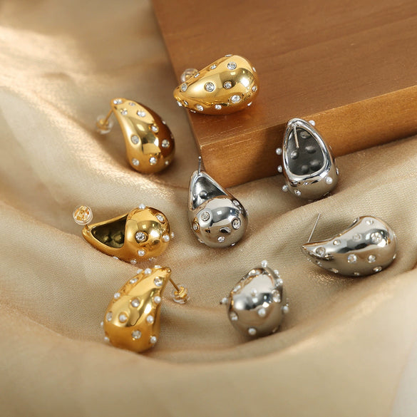 Wholesale Unisex Ins Style Geometric Dropshaped Rhinestone Inlaid Titanium Steel Earrings