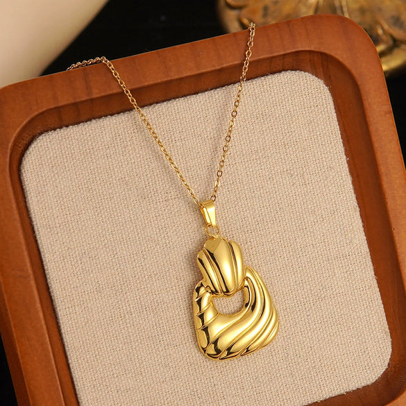 Wholesale Unisex Irregular Hollow Geometric Stainless Steel Earrings And Pendant Necklace With Electroplating