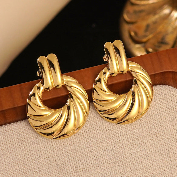 Wholesale Unisex Irregular Hollow Geometric Stainless Steel Earrings And Pendant Necklace With Electroplating