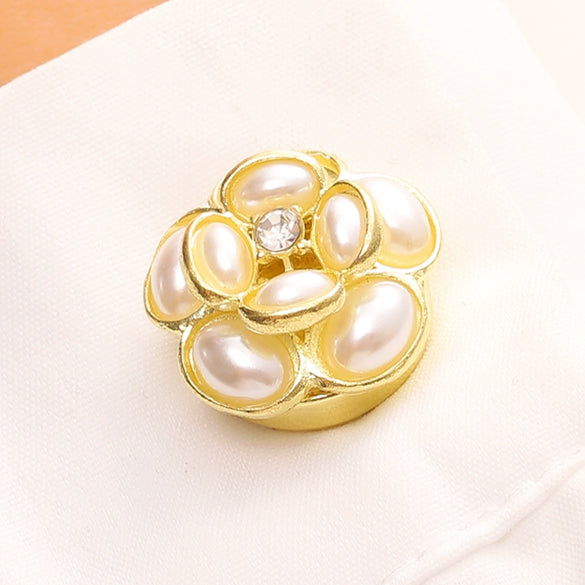 Wholesale Unisex Light Luxury Style Flower Pattern Alloy Electroplated Shirt Buttons And Button Covers Accessories