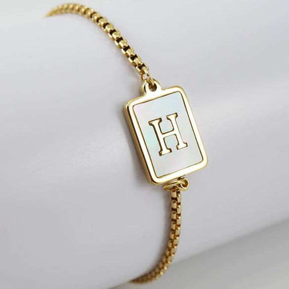 Wholesale Unisex Natural Shell Letter Stainless Steel Bracelet With Vacuum Electroplated Square Bead Chain