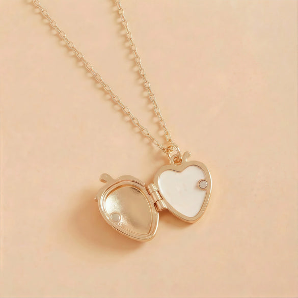 Wholesale Unisex Openable Fruit Design Diamondstudded Oildrip Copper Pendant Necklace With Electroplating