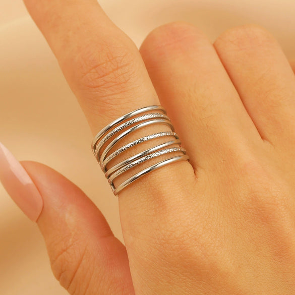 Wholesale Unisex Retro Court Style Geometric Pattern Stainless Steel Hollow Carved Electroplated Ring