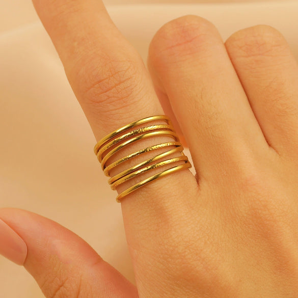 Wholesale Unisex Retro Court Style Geometric Pattern Stainless Steel Hollow Carved Electroplated Ring