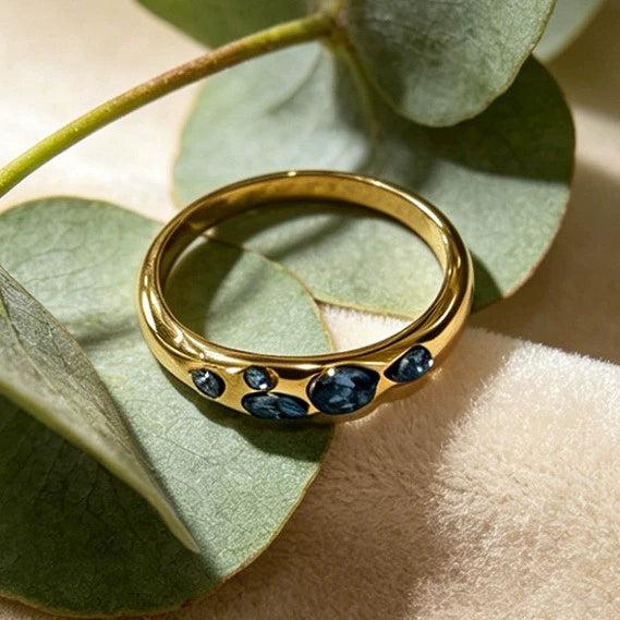 Wholesale Unisex Retro Geometric Vacuum Plated Titanium Steel Zircon Ring