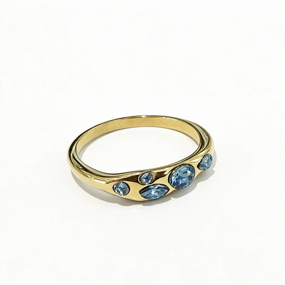 Wholesale Unisex Retro Geometric Vacuum Plated Titanium Steel Zircon Ring
