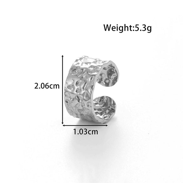 Wholesale Unisex Snake Love French Vintage Style Open Adjustable Ring In Titanium Steel With Heart Shape And Animal Pattern Electroplated