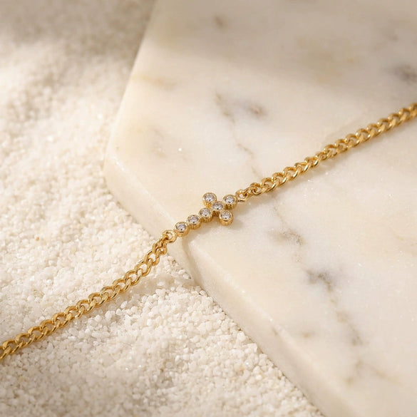 Wholesale Unisex Titanium Steel Electroplated Rhombus Pattern Cross Bracelet With Diamonds 18K Gold Texture Niche Insstyle Jewelry
