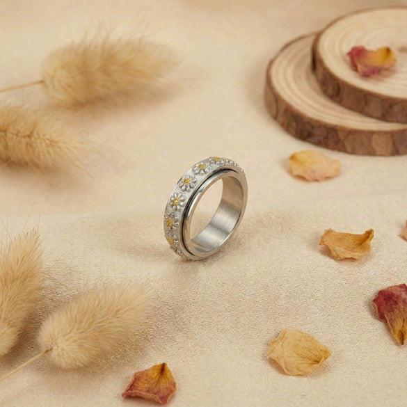 Wholesale Unisex Titanium Steel Electroplated Threedimensional Plum Blossom Relief Rotating Ring Luxury Metal Accessories