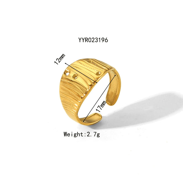 Wholesale Unisex Titanium Steel Ring With Irregular Hammered Design And Geometric Style Vacuum Real Gold Electroplated