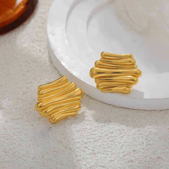 Wholesale Versatile Geometric Exaggerated Retro Glossy Asymmetrical Striped Copper Electroplated Women's Earrings