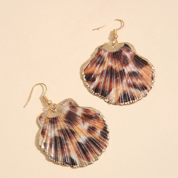 Wholesale Vintage Alloy Conch Shell Earrings With Electroplating Treatment