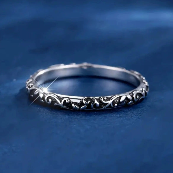 Wholesale Vintage Copper Ring With Carved Flower Vine Pattern And Electroplating Treatment For Women