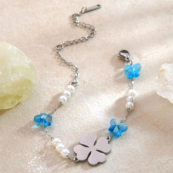Wholesale Vintage Electroplated Stainless Steel Flowershaped Pearl Bracelet For Women