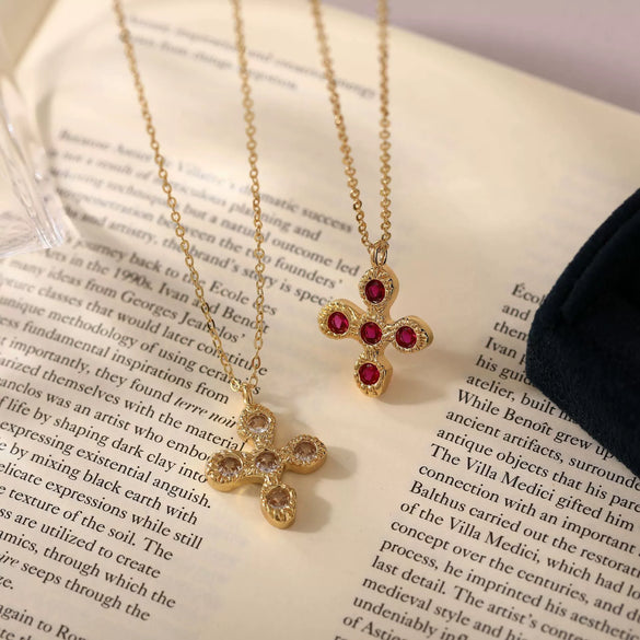 Wholesale Vintage Geometric Copper Pendant Necklace With O Shaped Chain And Electroplating Treatment