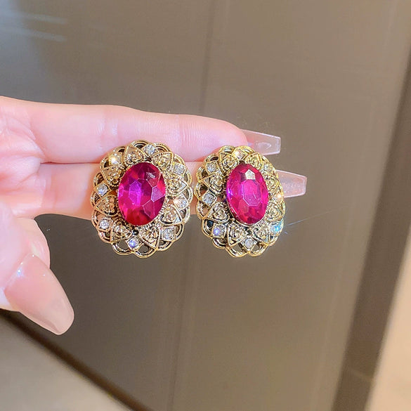 Wholesale Vintage Metal Geometric Design Electroplated Silver Pin Earrings For Women
