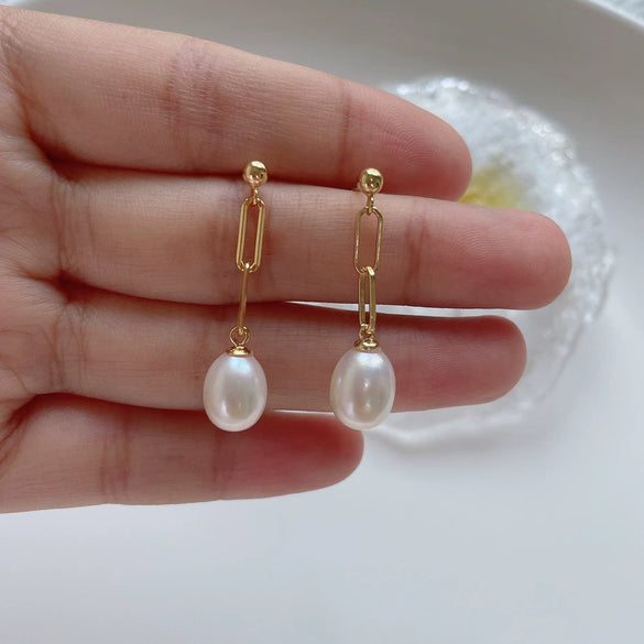 Wholesale Vintage Simple Chain Pearl Earrings In Sterling Silver For Women With Rice And Water Drop Shaped Pearls