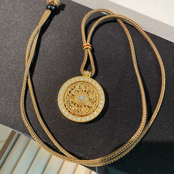 Wholesale Vintage Style Goldplated Brass Round Zodiac Sign Pendant Necklace With Diamonds
