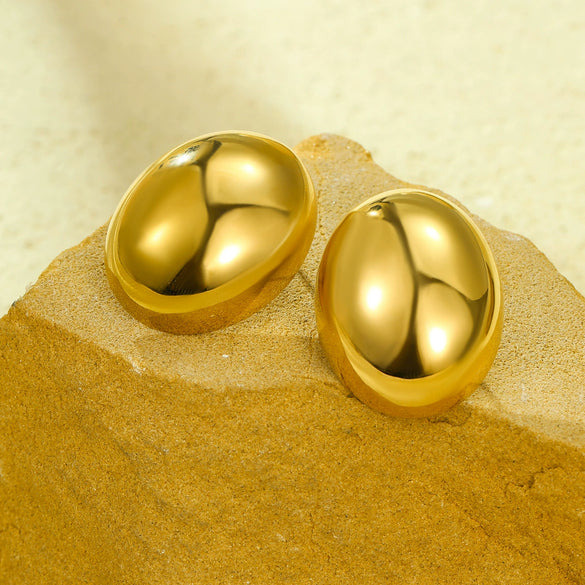 Wholesale Vintage Style Stainless Steel Round Hollow Stud Earrings With Electroplating