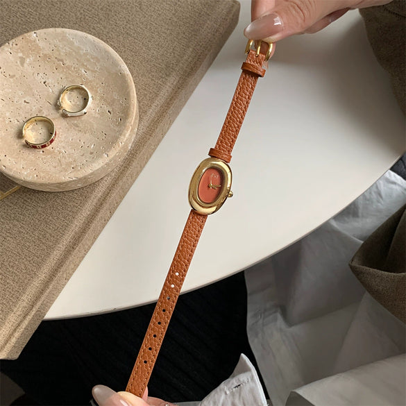 Wholesale Vintage Style Women's Quartz Watch With Super Fiber Strap And Alloy Case