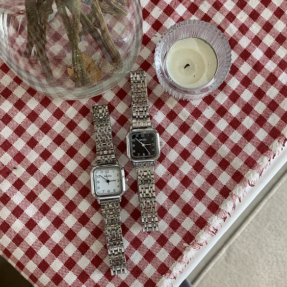 Wholesale Watch Retro Cold Style Silver Metal Alloy Case Quartz For Women