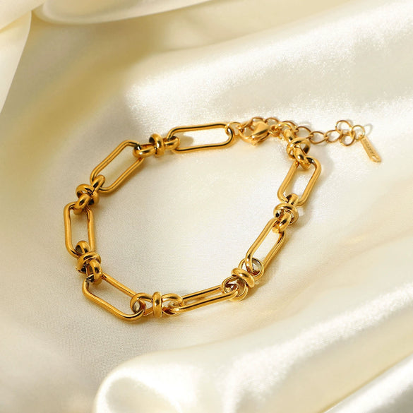 Wholesale Wide Chain Cross Buckle Bracelet Vacuum Electroplated 18K Gold Stainless Steel Women's Jewelry Geometric Style