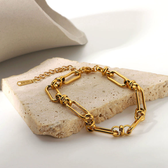 Wholesale Wide Chain Cross Buckle Bracelet Vacuum Electroplated 18K Gold Stainless Steel Women's Jewelry Geometric Style