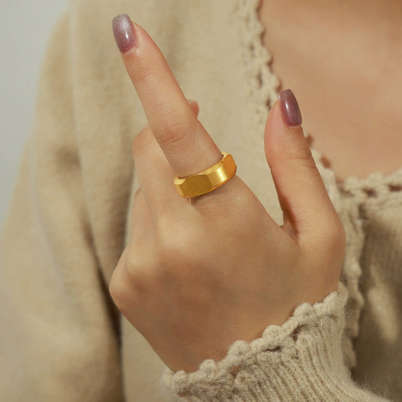 Wholesale Wide Glossy Couple Ring In Exaggerated Geometric Style Titanium Steel Electroplated