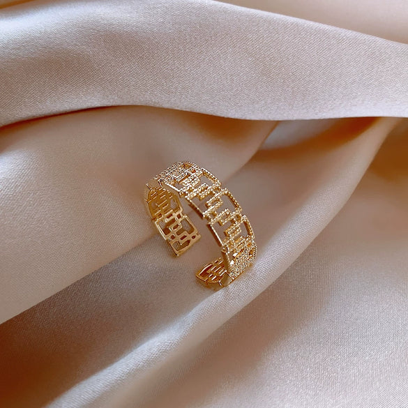 Wholesale Women Copper Geometric Inlaid Zircon Ring And Bracelet
