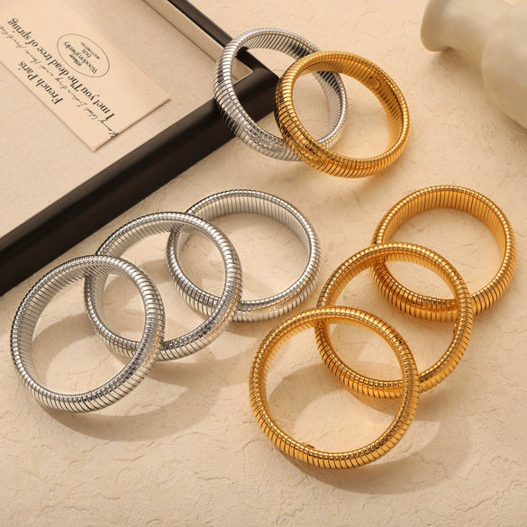 Wholesale Women 316L Stainless Steel Gold Plated Elastic Stripe Goose Throat Bracelet With Simple Geometric Style