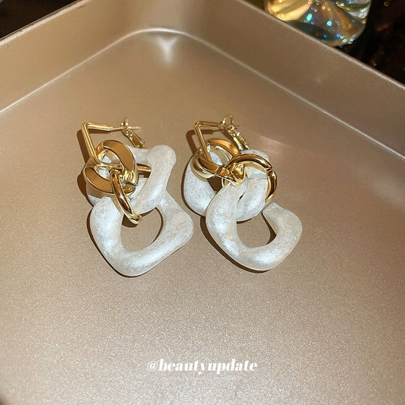 Wholesale Women's Acrylic Geometric Exaggerated Handmade Circle Twist Earrings
