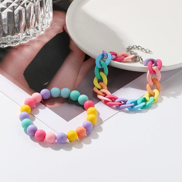 Wholesale Women's Acrylic Heartshaped Beaded Bracelet With Geometric And Floral Patterns And Polishing Treatment