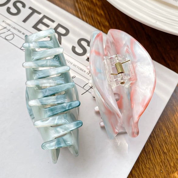 Wholesale Women's Acrylic Small Fresh Handmade Hair Grip For Back Head