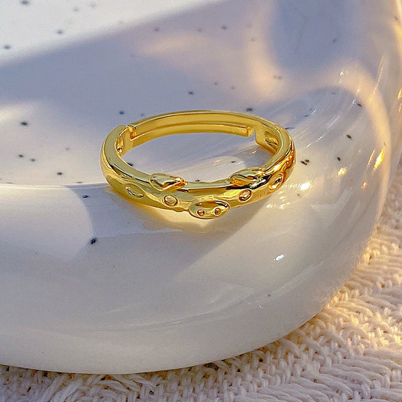 Wholesale Women's Adjustable Opening Copper Pig Ring With Electroplating And Zodiac Animal Design